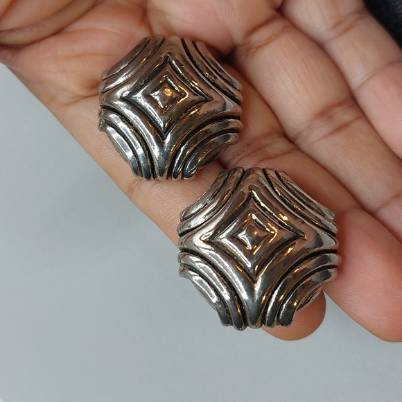 Vtg Chunky Silver Tone Geometric Op Art Clip On Earrings Runway Statement Bold - Picture 3 of 6